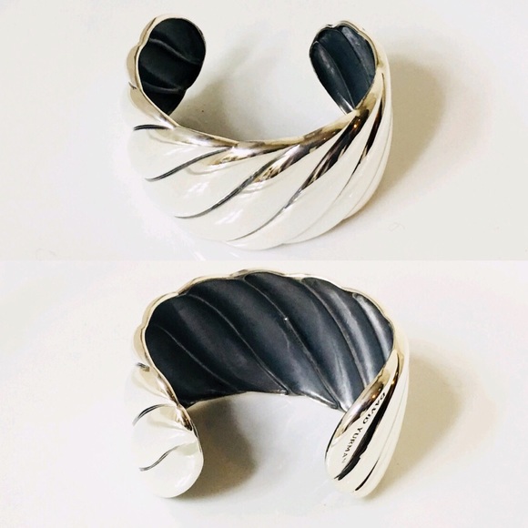 David Yurman Wide Sculpted Cable Cuff Bracelet - Picture 4 of 8